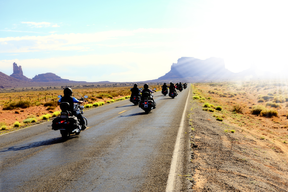 Do I Need to Wear a Motorcycle Helmet in Arizona? - Blog Oasis Insurance